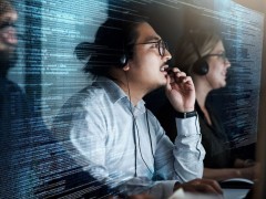 blog-proveedor-preparado-incidente-critico Equipo de respuesta ante incidentes trabajando en centro de operaciones de seguridad 24/7