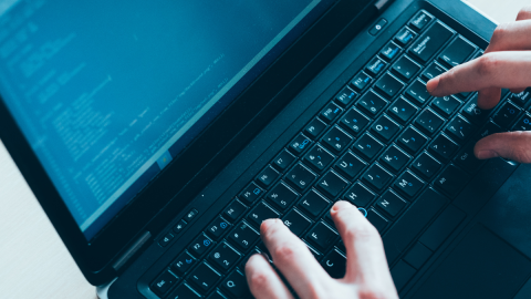 Célula QA integral para aseguramiento de calidad de software y reducción de riesgos tecnológicos